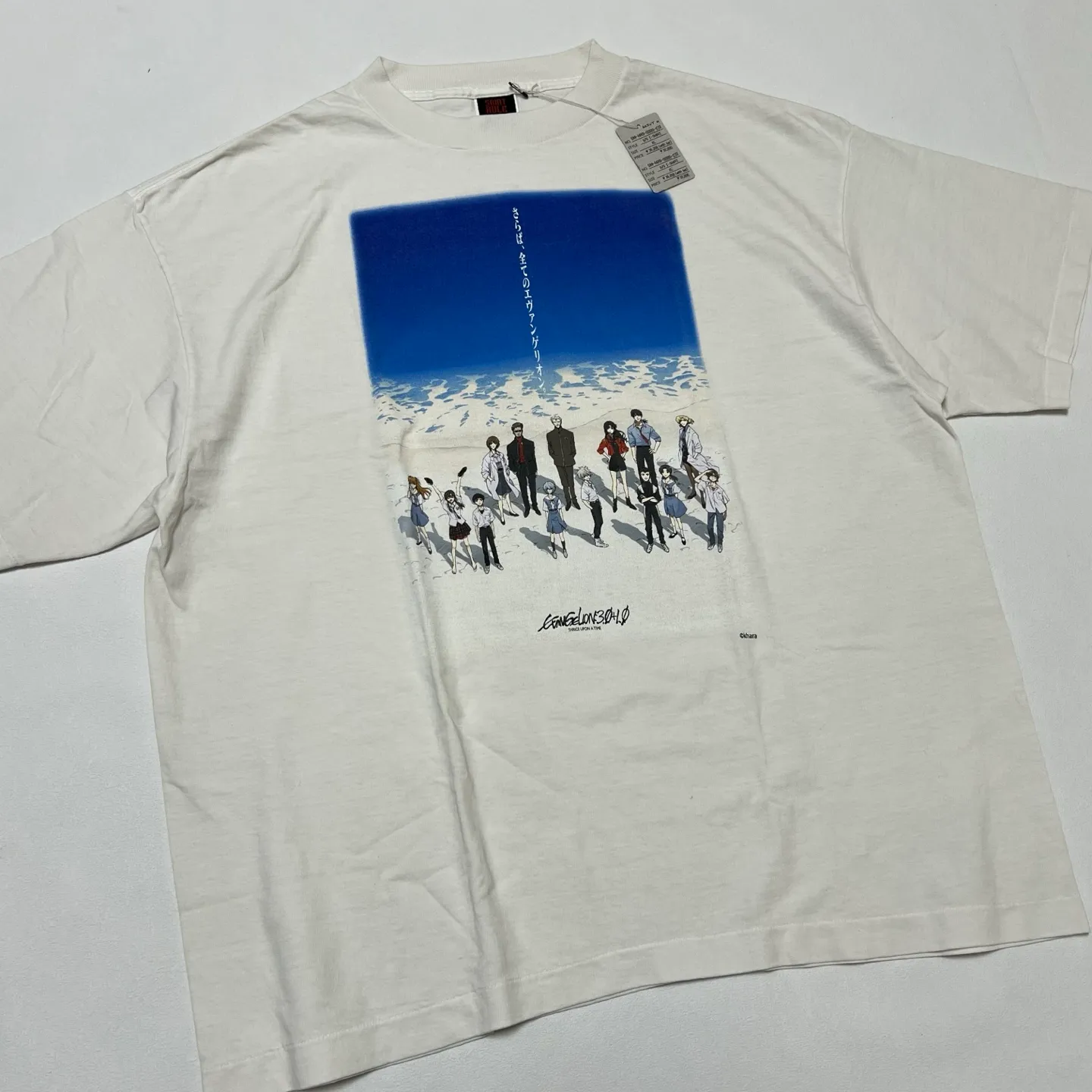 SAINT Mxxxxxx × EVENGELION × GEEKS RULE EV_SS TEE/BLUE/WHT Three-party co-branded Neon Genesis Evangelion co-branded TEE off-white S-XL Made of original OE yarn tube weaving without side seams to distinguish the width of the fabric Original consistent co-branded label/co-branded wash mark/little angel anti-counterfeiting label Top-notch printing technology Repeated pattern making, closely following the original details